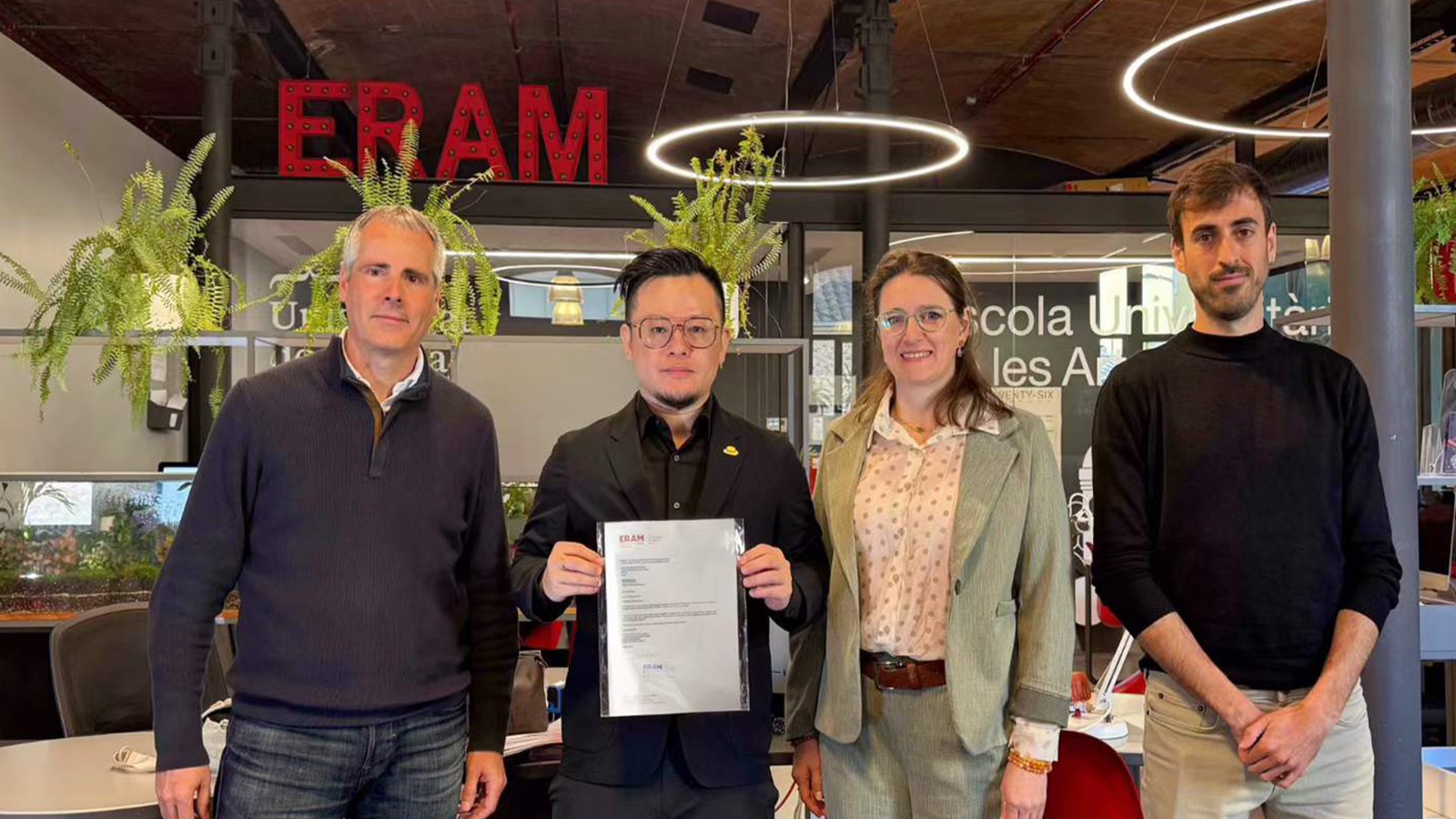 图：华韵奖学术委员会副主任委员庞志国俊获聘西班牙赫罗纳大学ERAM学院客座教授。(图/CEIDA提供)